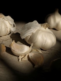cloves-of-garlic-by-Gio-JL.jpg