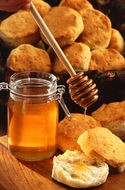 honey-on-biscuits-public-domain.jpg